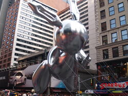 Jeff Koons, Macy's Thanksgiving Day Parade Wiki