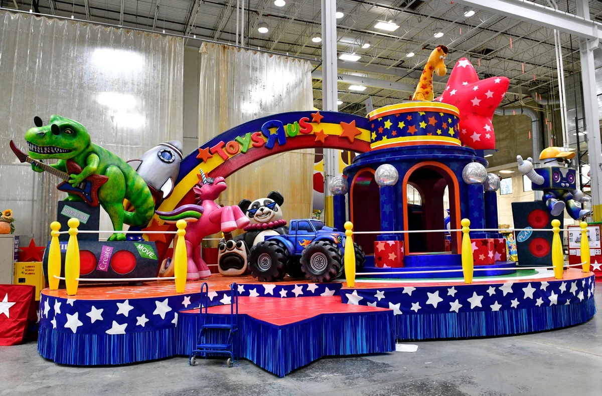Toys"R"Us Macy's Thanksgiving Day Parade Wiki Fandom