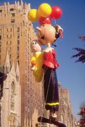 Olive Oyl's left arm was ripped in the 1986 Parade.