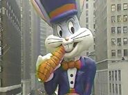 Bugs Bunny's carrot was deflated and missing leaves in the 1992 Parade.