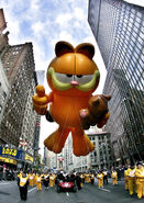 Macys-garfield-2-2000