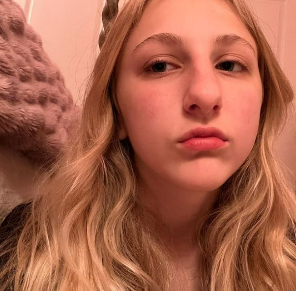 Clara Lukasiak Maddie Ziegler Wiki Fandom