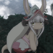 Nanachi waiting for Reg and Riko to follow them