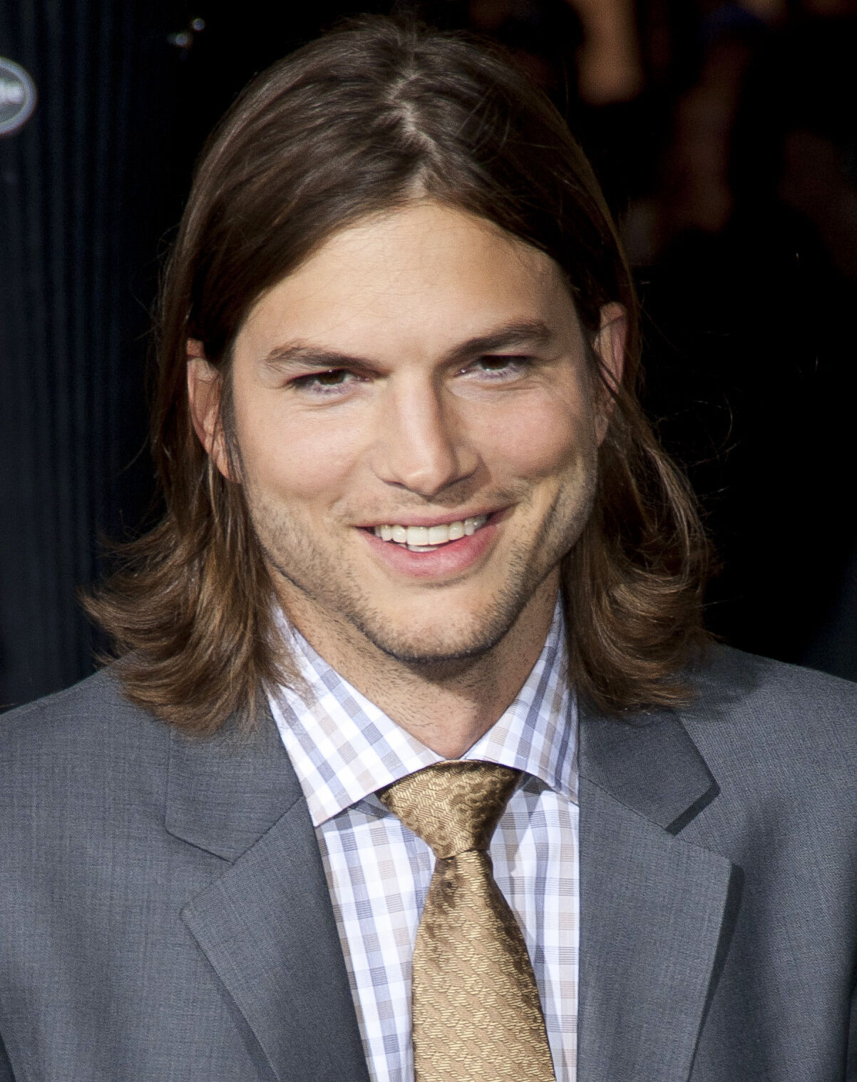 Ashton Kutcher - Wikipedia