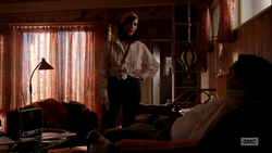 7x01 Megan outfit 2.png