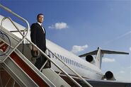 Mad Men S7 Don off plane