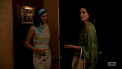 6x09 Megan's outfits (03).jpg