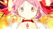 Madoka como Puella Magi en Rebellion