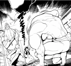 Ugo's size compared to Amon