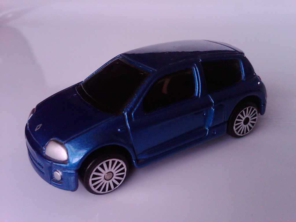 Hot wheels renault clio sale