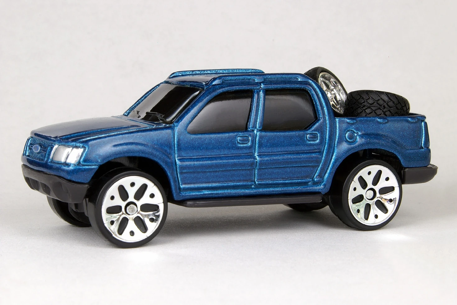 Ford Explorer Sport Trac Maisto Diecast Wiki Fandom