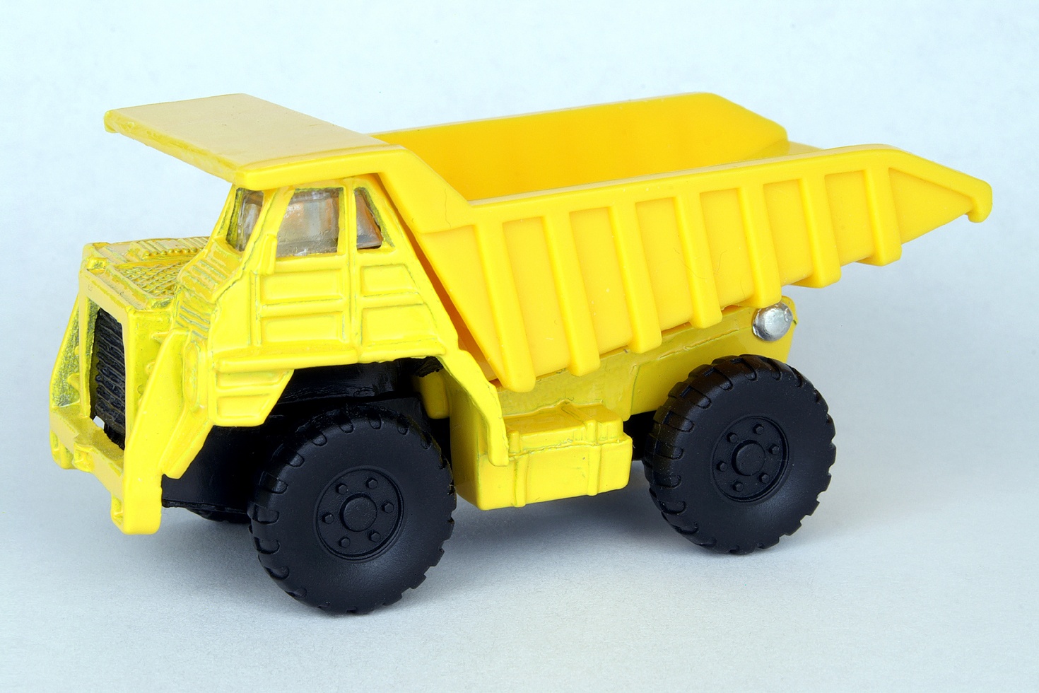 Maisto sales dump truck