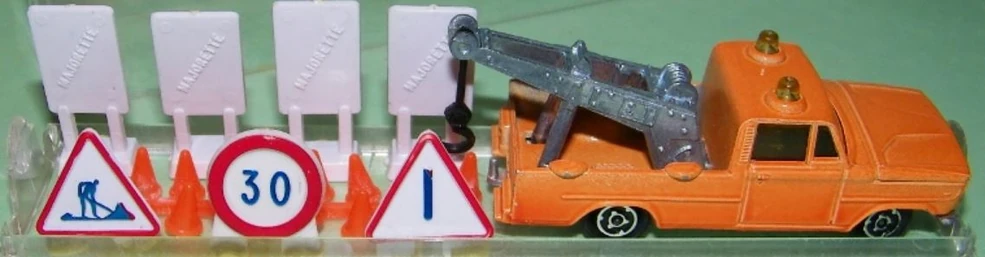 Le Dodge dépanneuse rouge miniature de Majorette France au 1/80e