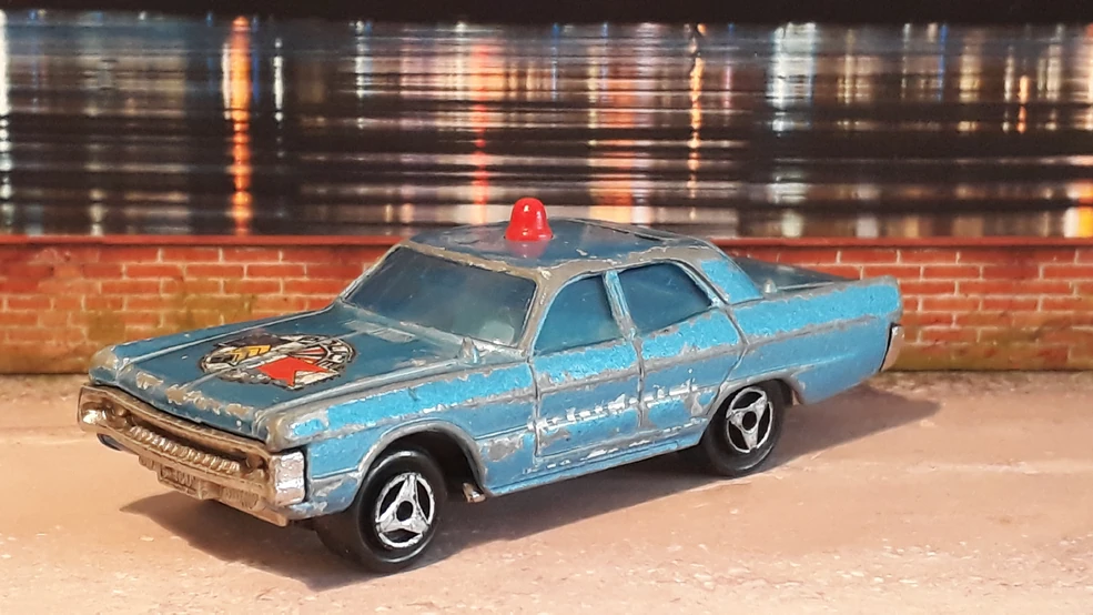 MAJORETTE PLYMOUTH FURY Police EUR 1,00 - FR
