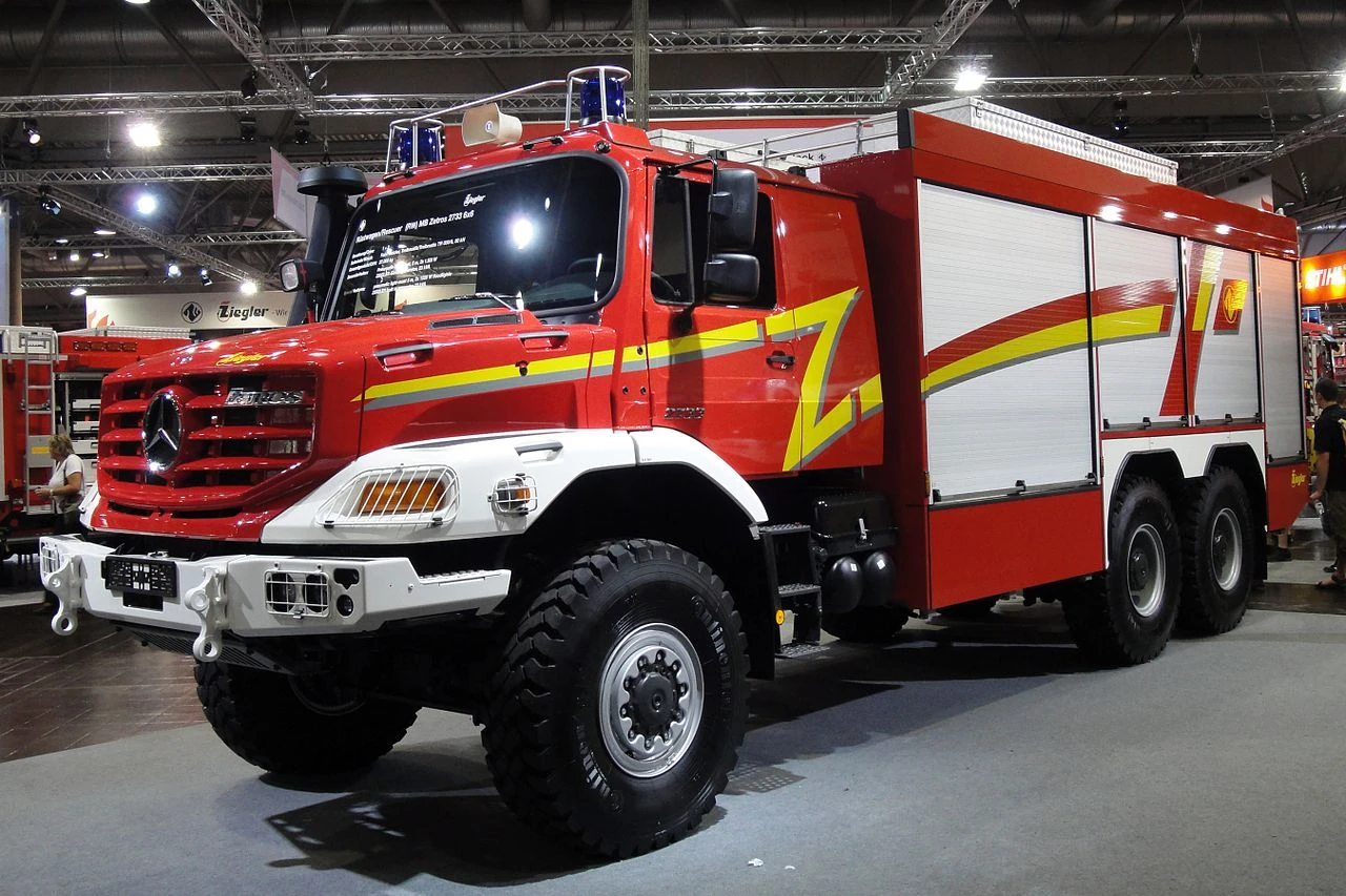 Mercedes-Benz Zetros Fire Truck | Majorette Model Cars Wiki | Fandom