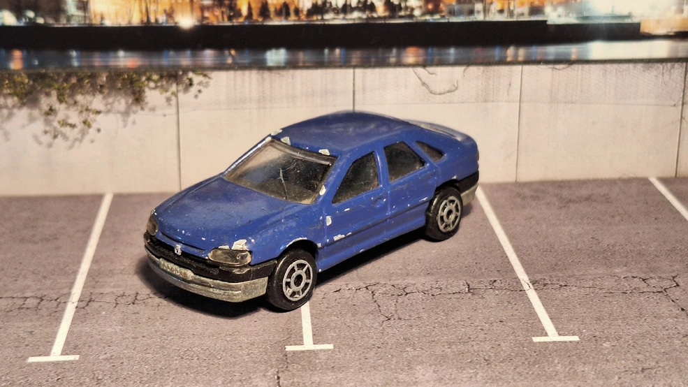 VITESSE 1/43 - Renault Safrane RXE V6 1993 Grise EUR 32,00 - FR