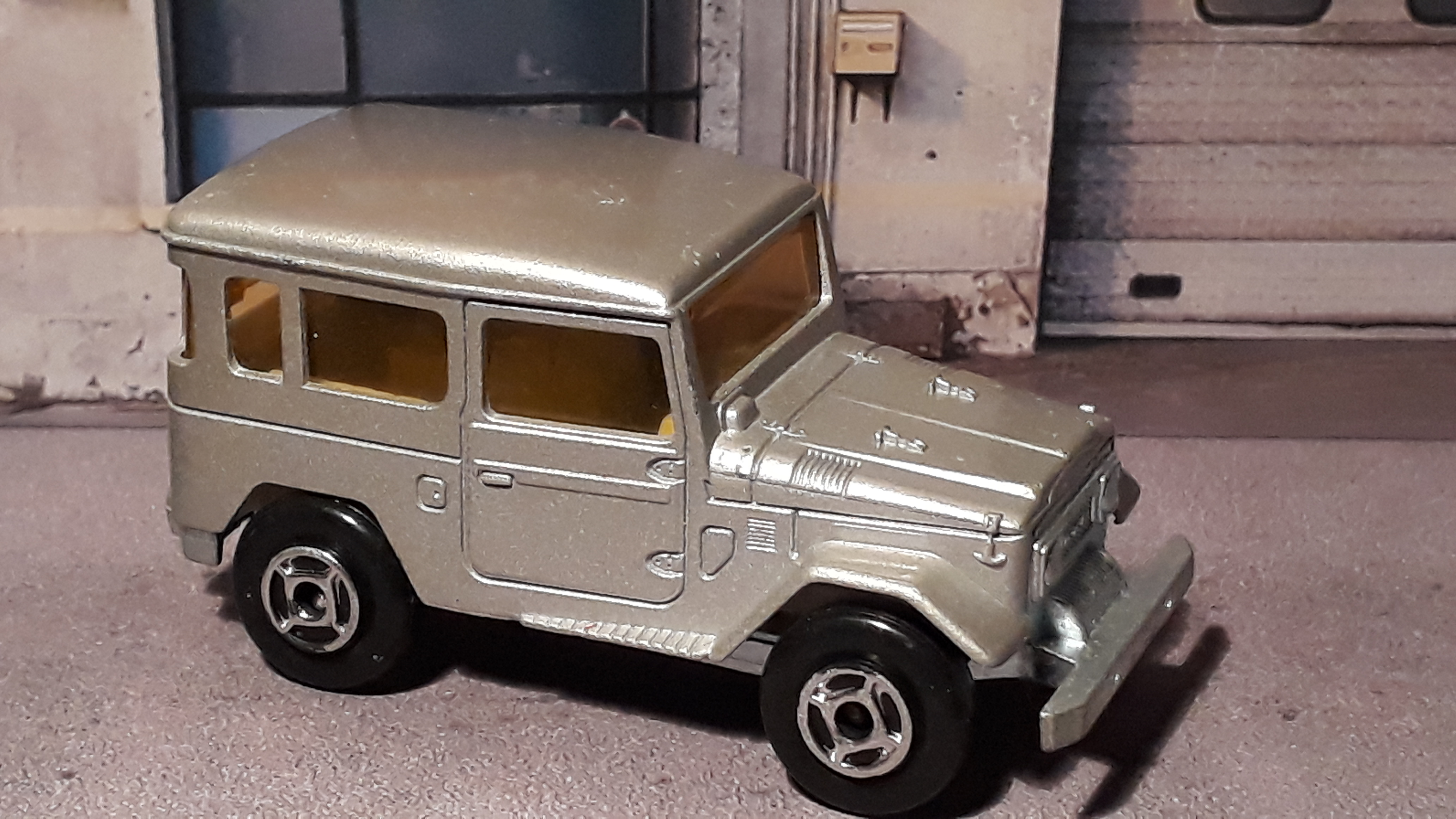 Majorette 277 toyota land cruiser clearance