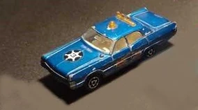 Majorette Plymouth Fury Police #216 – Bleu – Blister Scellé – Série Or – France