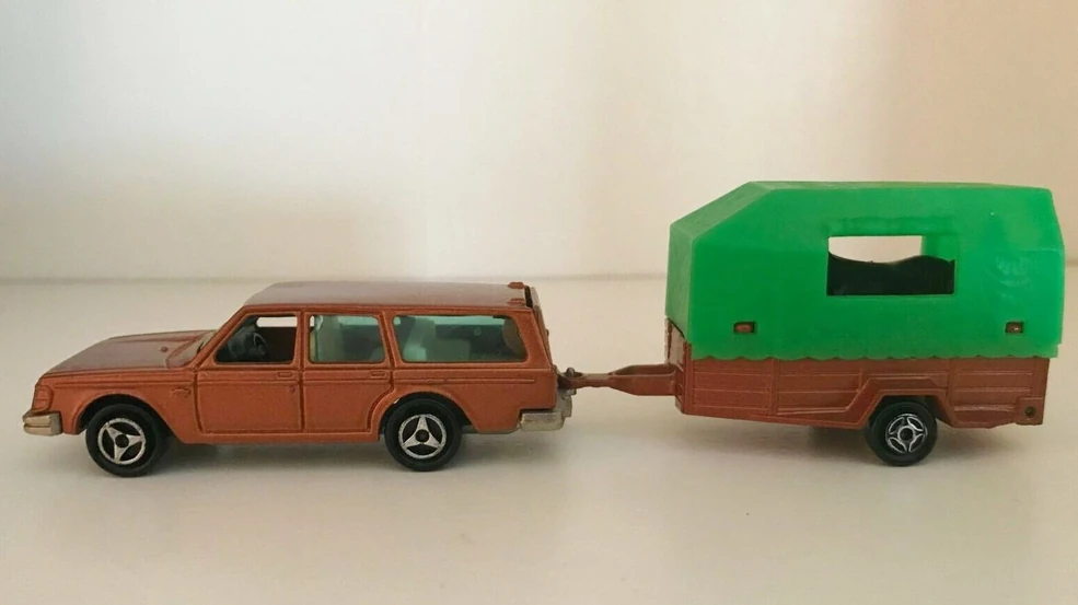 Volvo 245 DL N°220 Majorette 1/60 – Etoile Auto49