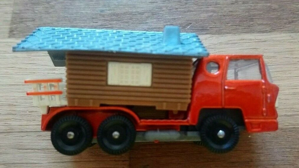 Majorette 236 Bernard avec chalet excellent plus en boîte