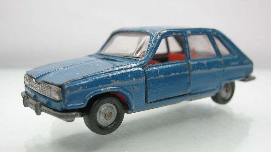53 ミニカー Majorette Renault 16 ルノー グレー 当時物