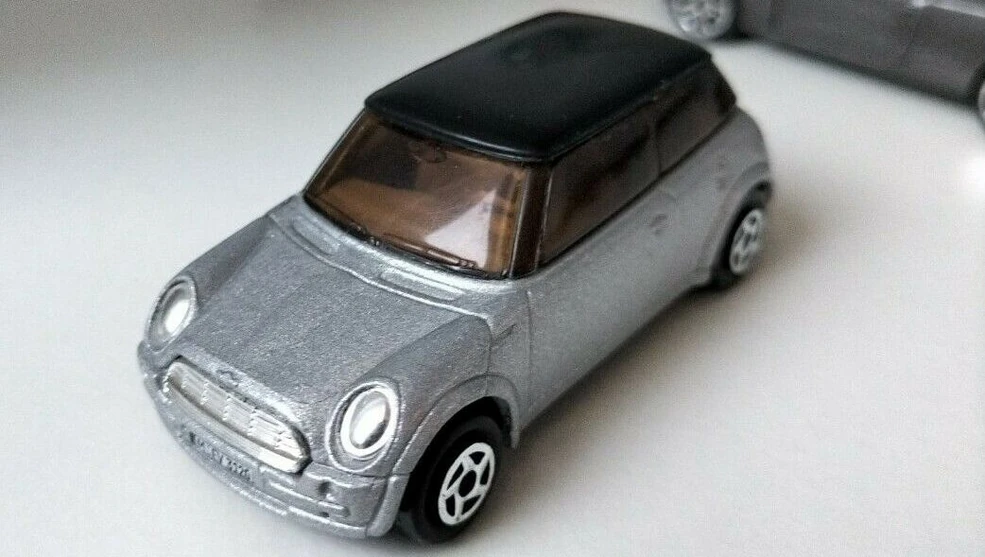 RARE AUSTIN MINI COOPER MORRIS MINI BEAUBOURG par POLISTIL S582 au 1/25 EUR 54,99 - FR