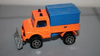 Majorette 3040/3070 - Mercedes-Benz Unimog Fire Rescue Avec Remorque 1:43