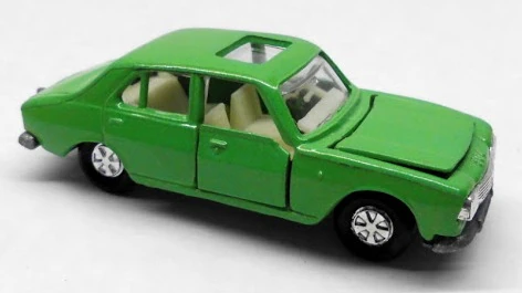 Joustra Peugeot 504 – Voiture à Friction – Jouet Ancien – Bon état – Occasion