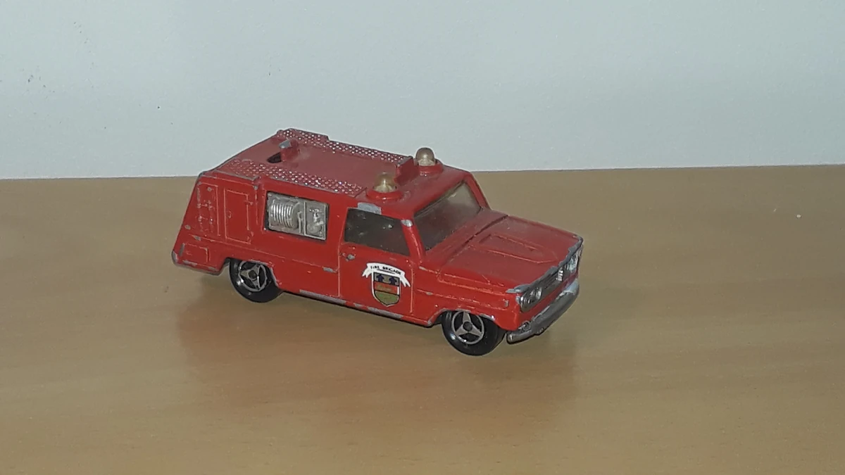 MAJORETTE SOS THEME Set Coffret POMPIERS Neuf en boite. EUR 12,99