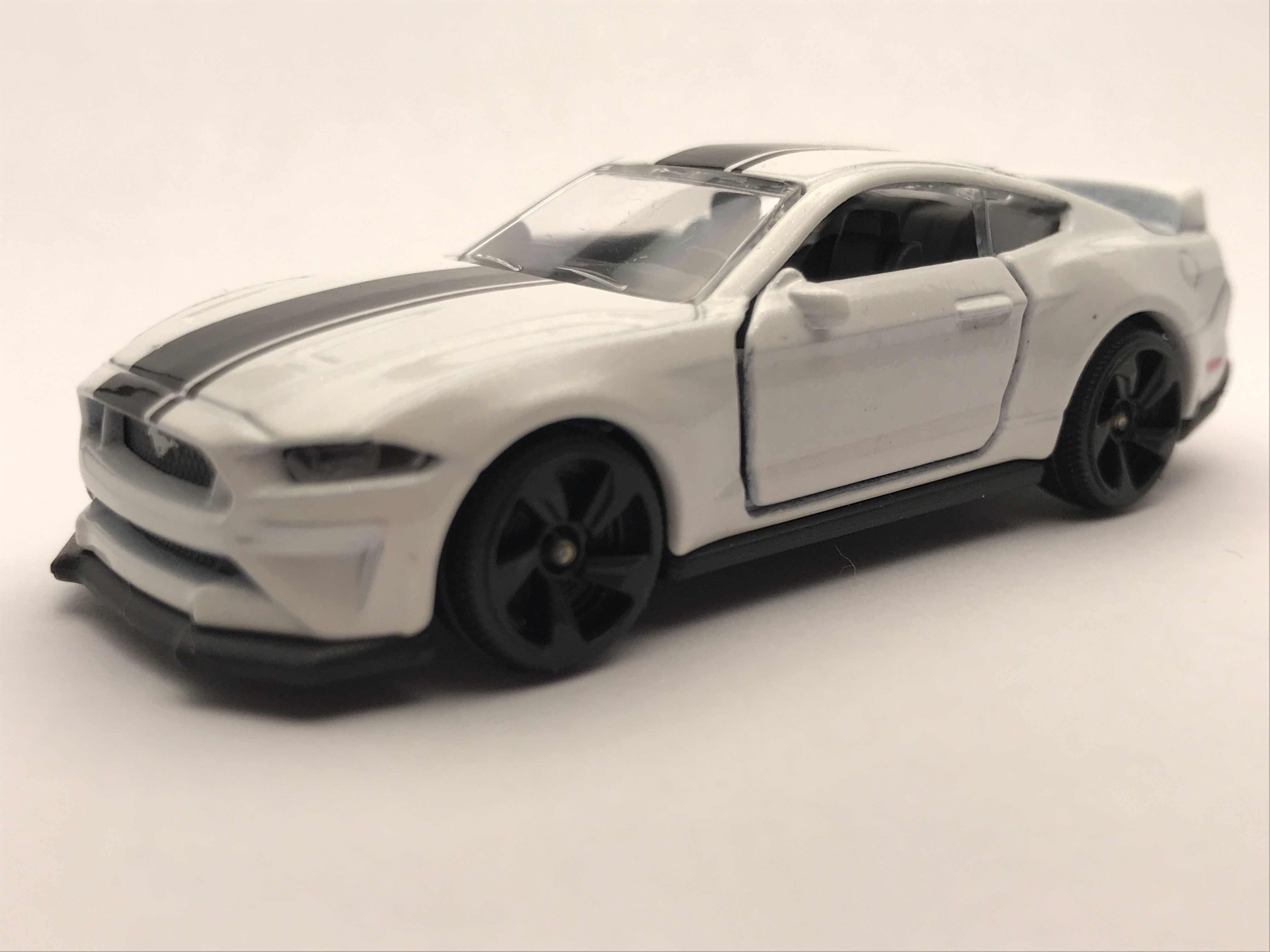 Ford mustang majorette clearance