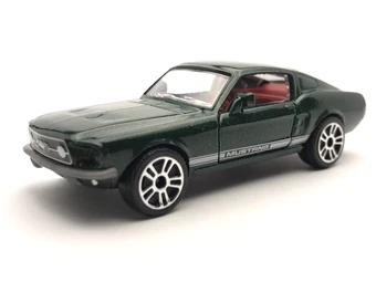 majorette mustang