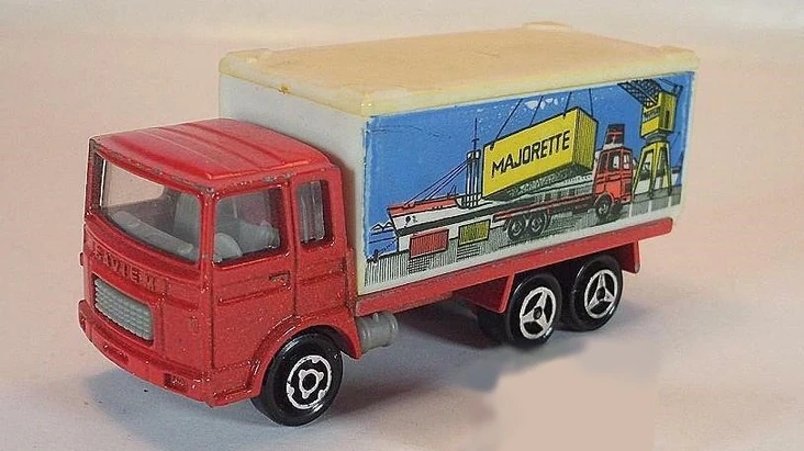 Semi-remorque Saviem Porte-container Majorette – Échelle 1/50 – Bleu – Années 70/80 – Occasion état De Jeu