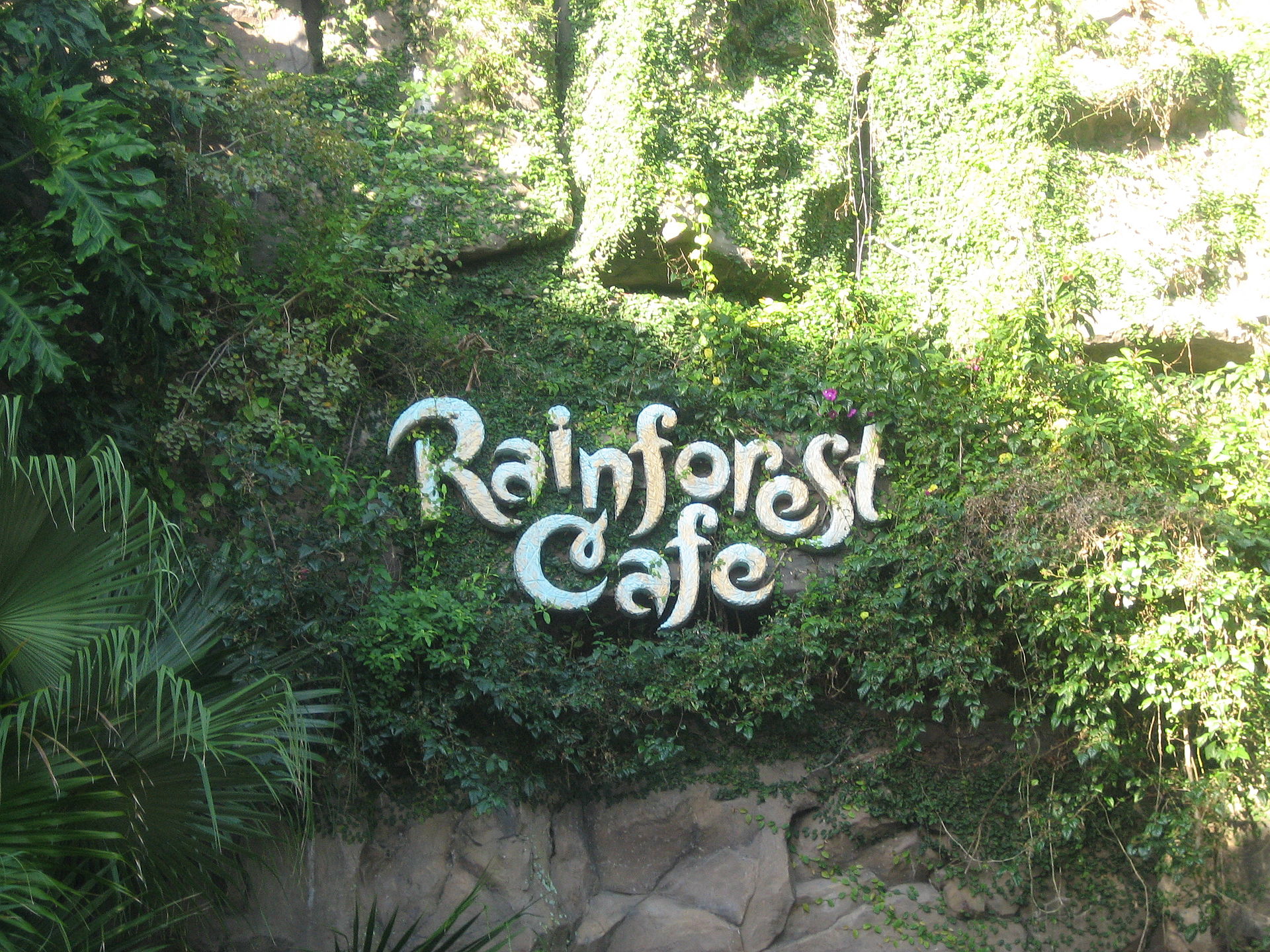 Rainforest Cafe, Corus Entertainment Fandom