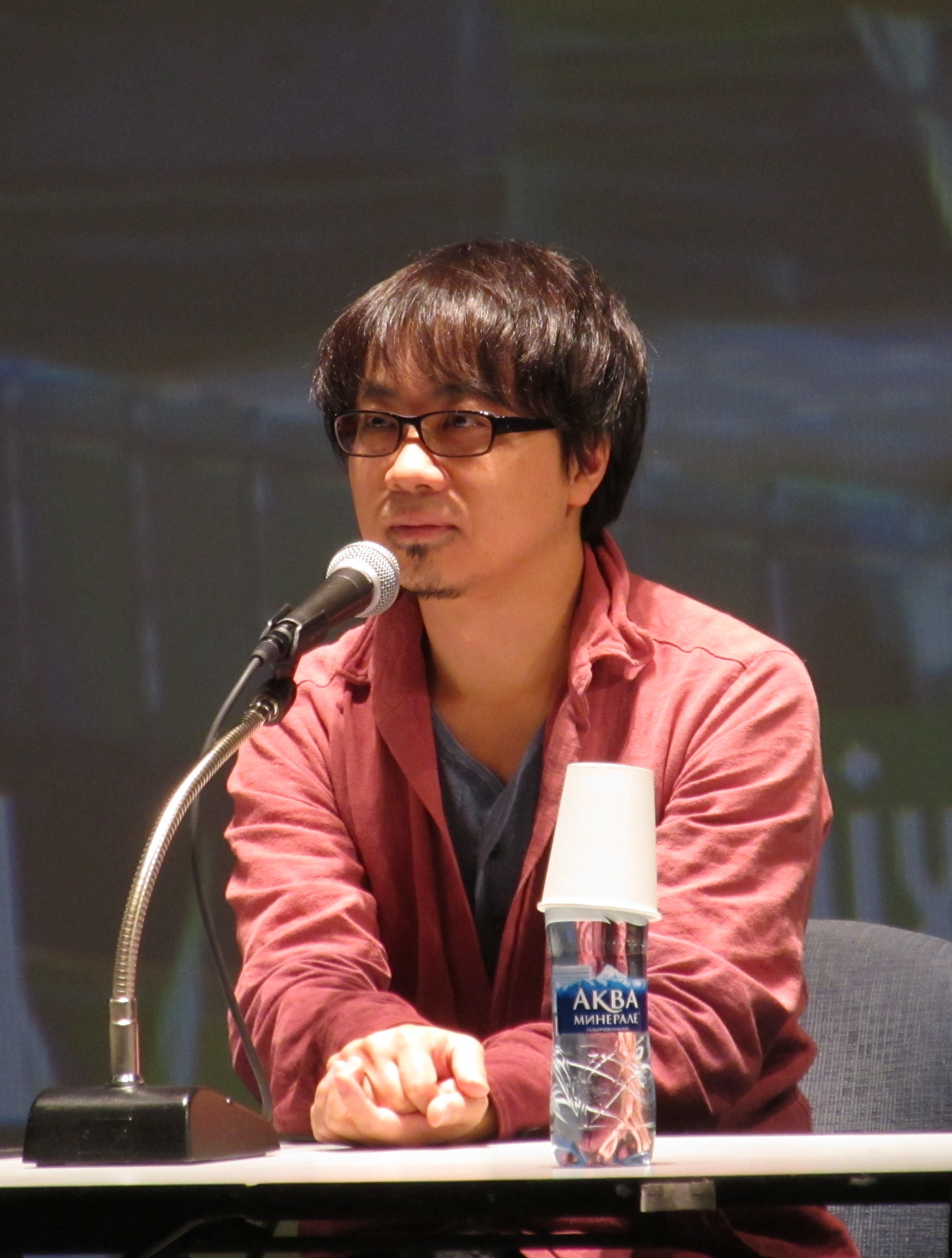 Debate – A Filmografia de Makoto Shinkai