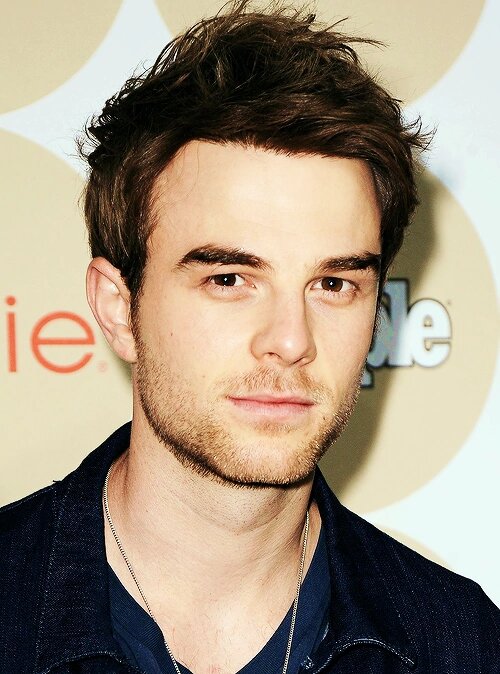 Nathaniel Buzolic, Wiki