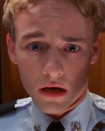 Francis Escapes Malcolm In The Middle Wiki Fandom