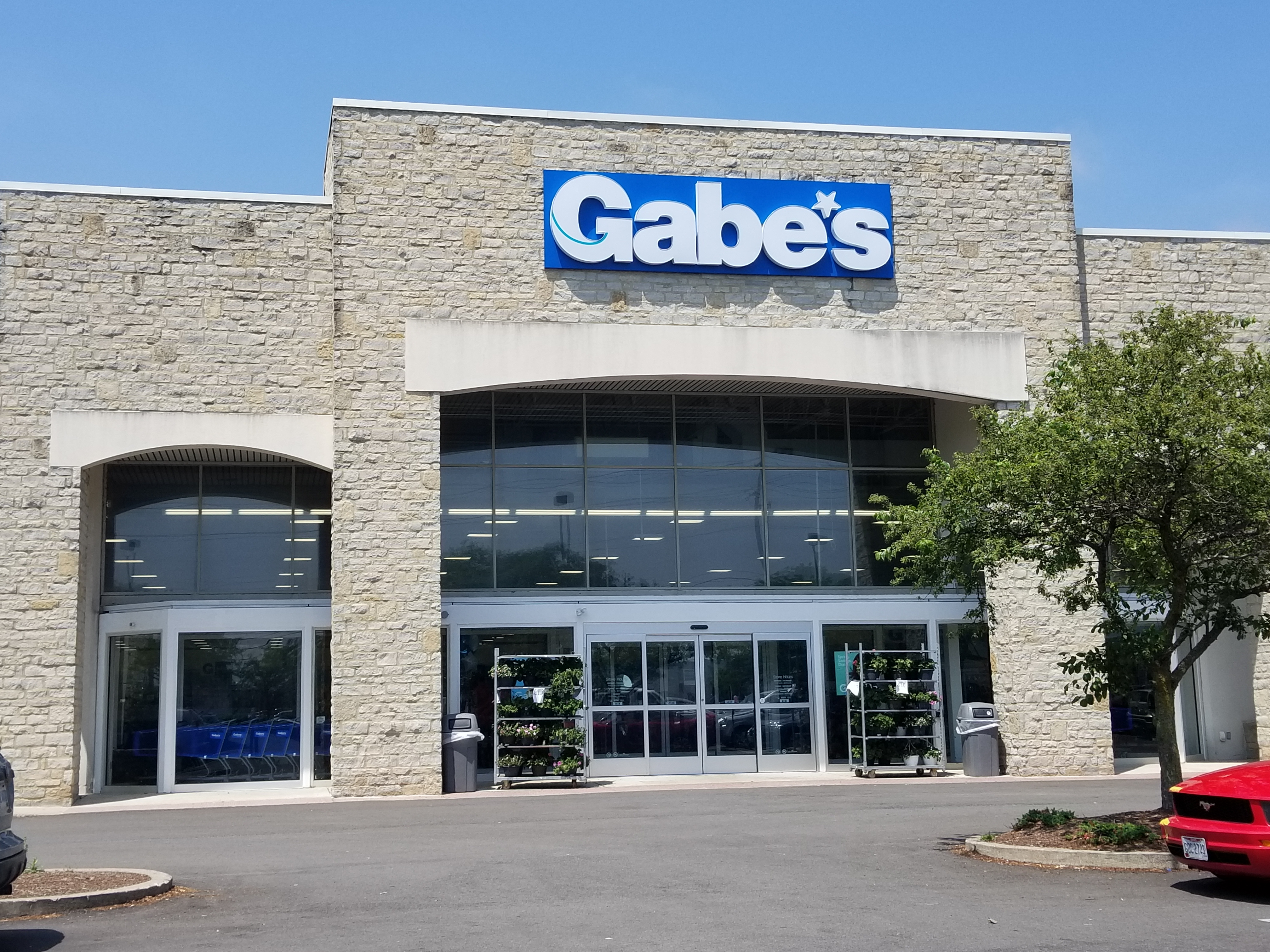 Gabe's, Malls and Retail Wiki