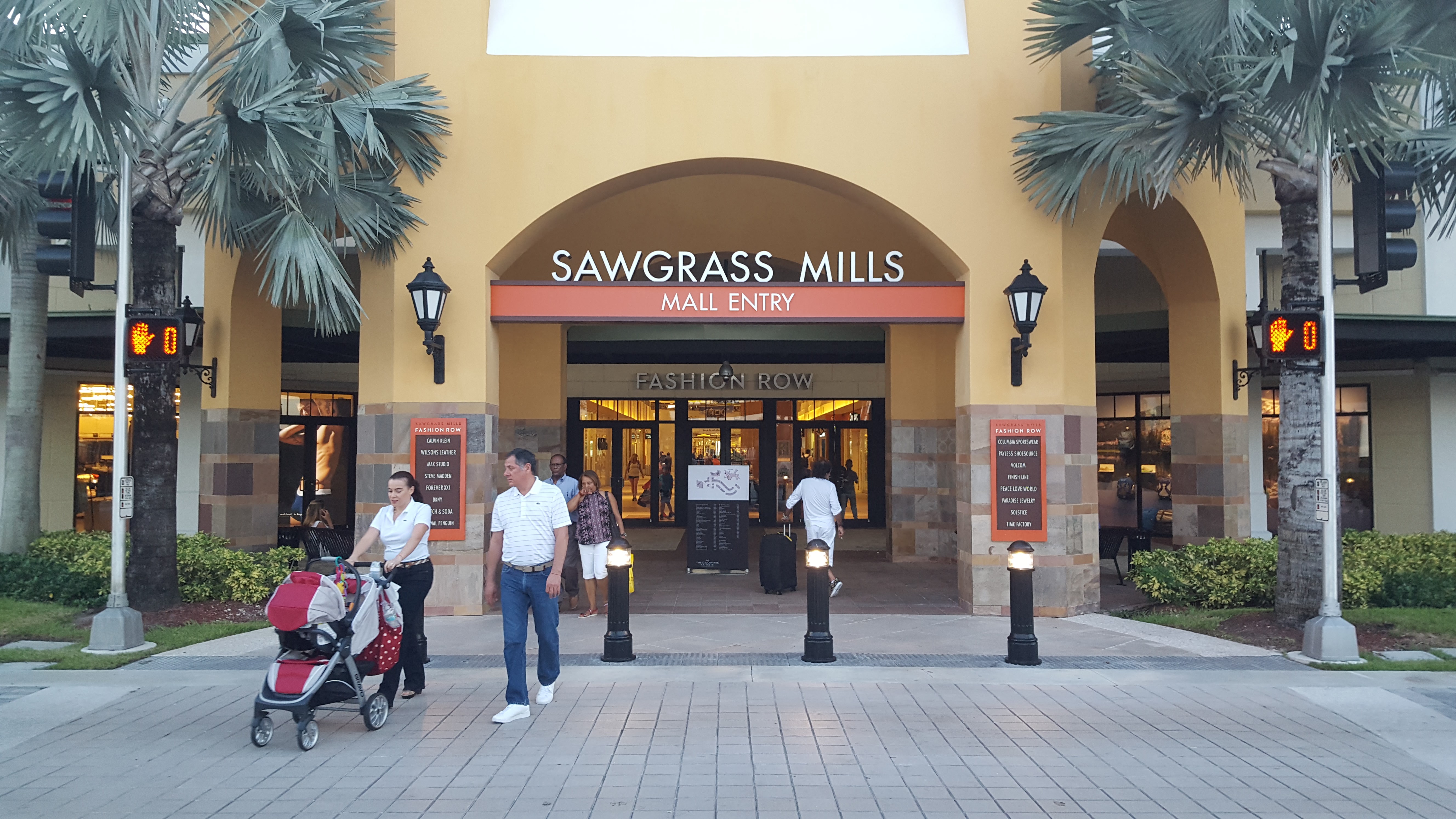 Nike outlet store sawgrass mall location