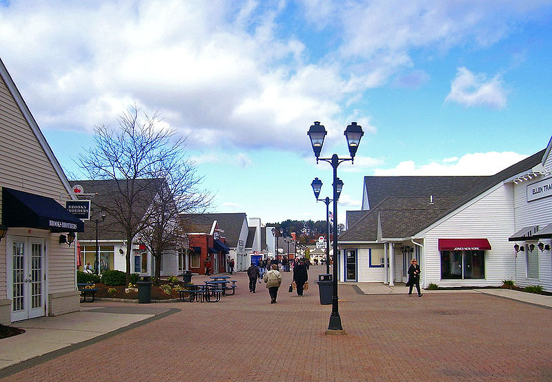 Woodbury Commons Outlet