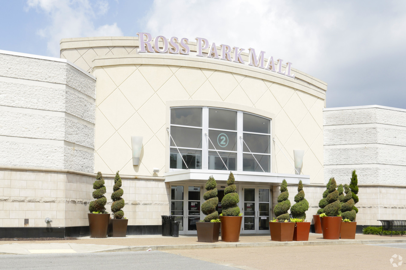 Ross Park Mall, Malls and Retail Wiki