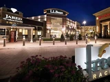 Freehold Raceway Mall
