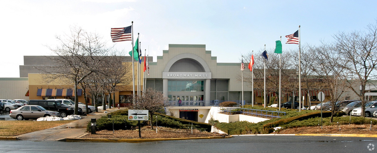 Broadway Commons Malls and Retail Wiki Fandom