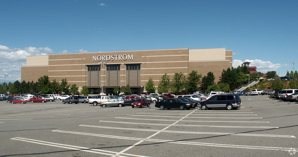 File:Park Meadows second floor from Nordstrom.jpeg - Wikipedia
