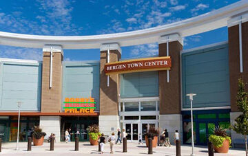 Nike outlet shop bergen town center