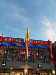 450px-Regal Cinemas at Nanuet Mall