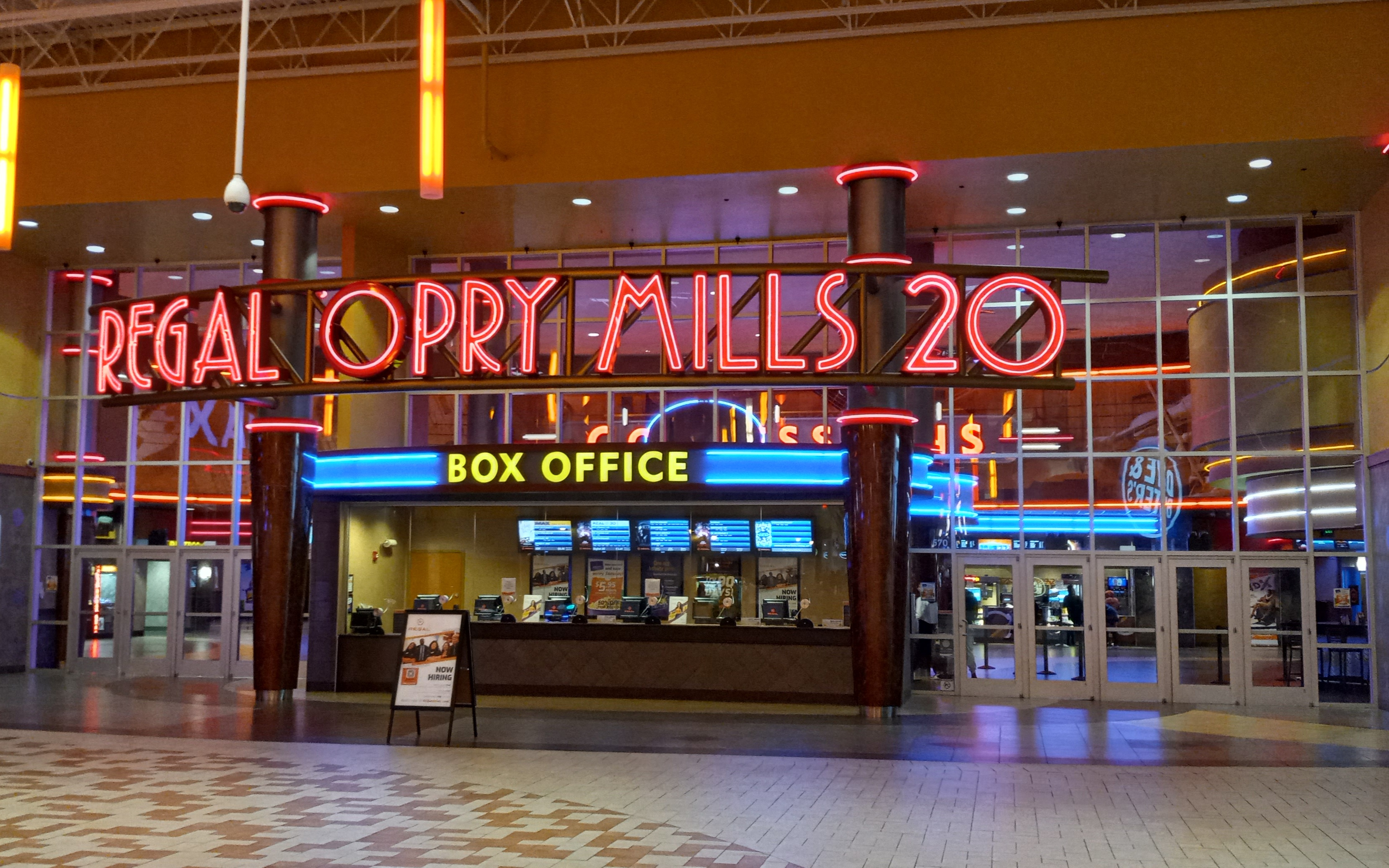 polo opry mills mall