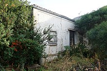 220px-Abbey of Thelema 01
