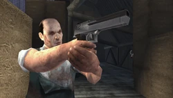 A Bloodhound aiming with a Heavy Handgun.