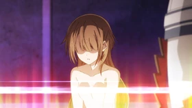 Эмилия в новой форме.