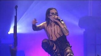 Marilyn_Manson_-_The_Beautiful_People_LIVE_(Guns_God_And_Government_Live_In_L.A)_HD_-_Directo